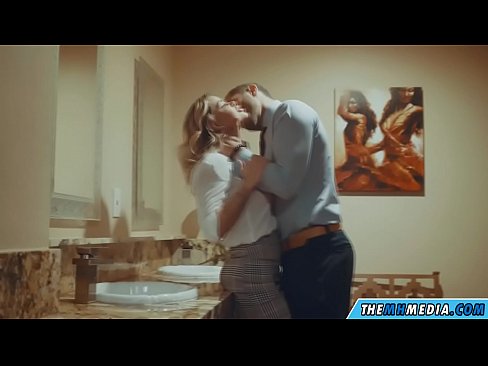 ❤️ Cuando una rubia tetona te seduce en un baño público ❤ Putas en es.mypornpics.ru ❌️❤️❤️❤️❤️❤️❤️❤️